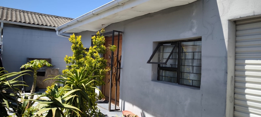 3 Bedroom Property for Sale in Eastridge Western Cape